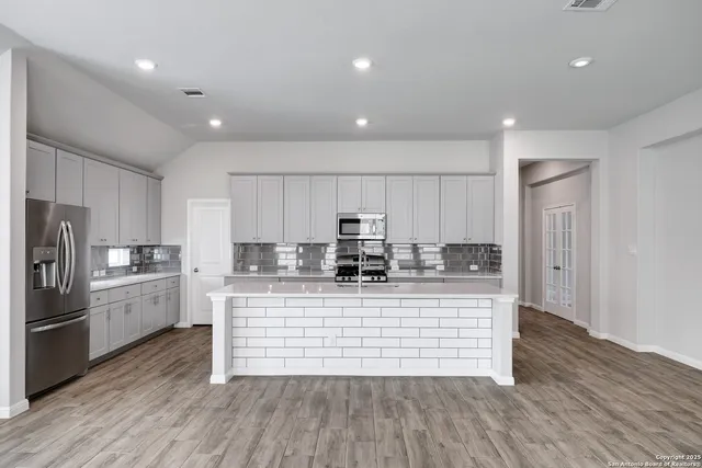 $449,900 | 32144 Cardamom Way, Bulverde, TX 78163