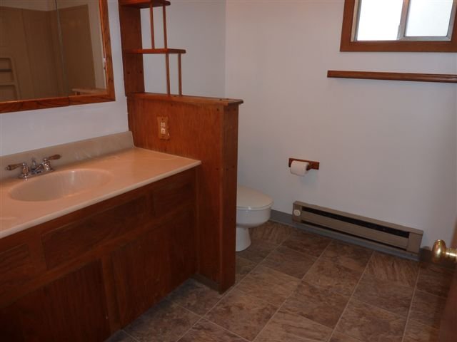 622 North Bowdish Road Spokane Valley, WA 99206 - Photo 5 of 8 Gallery Image 5