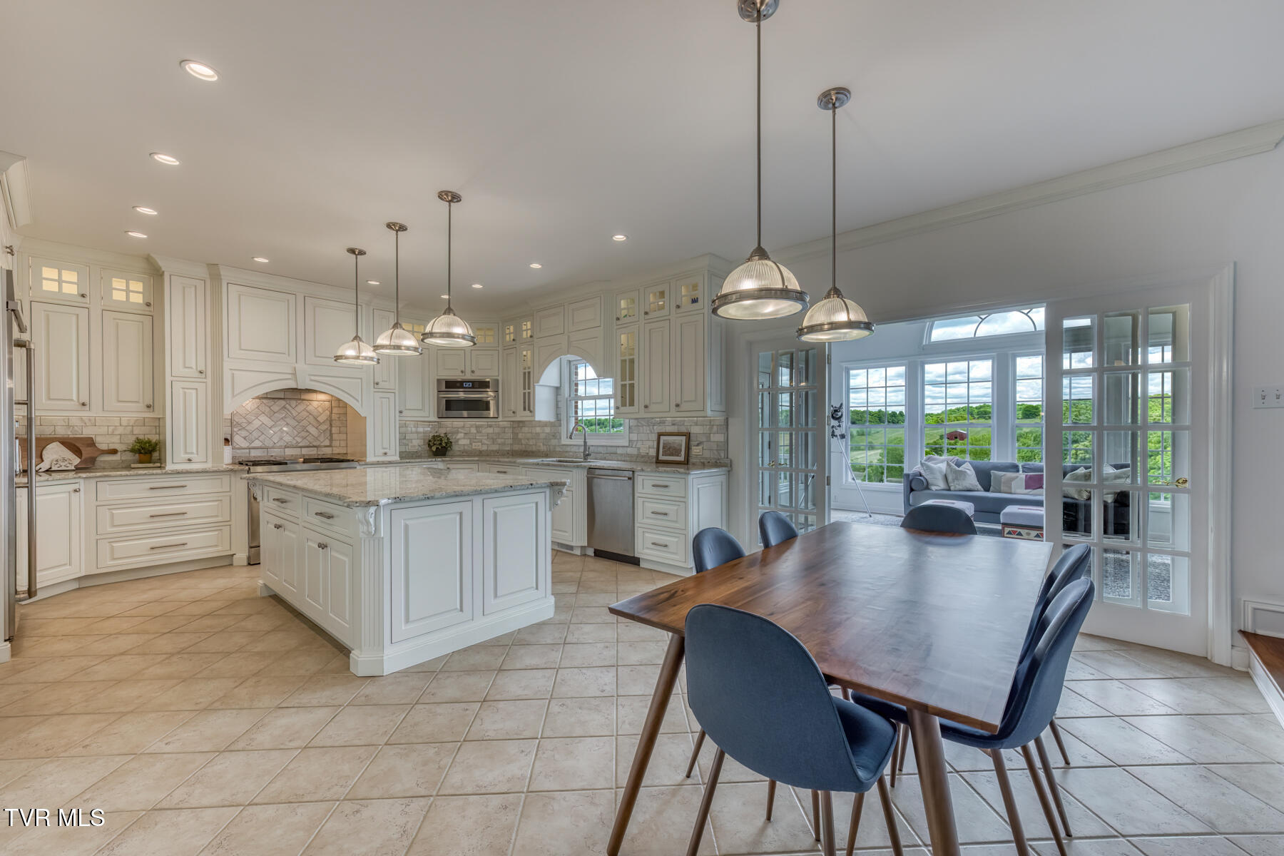 151 Laurel Ridge Drive Jonesborough, TN 37659 - Photo 21 of 106 151 Laurel Ridge Dr-22