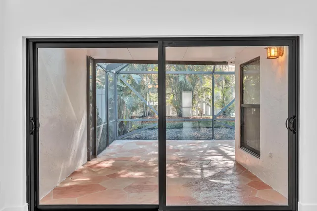 $645,900 | 6708 Canary Palm Circle, Boca Raton, FL 33433