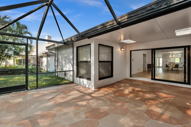 $645,900 | 6708 Canary Palm Circle, Boca Raton, FL 33433