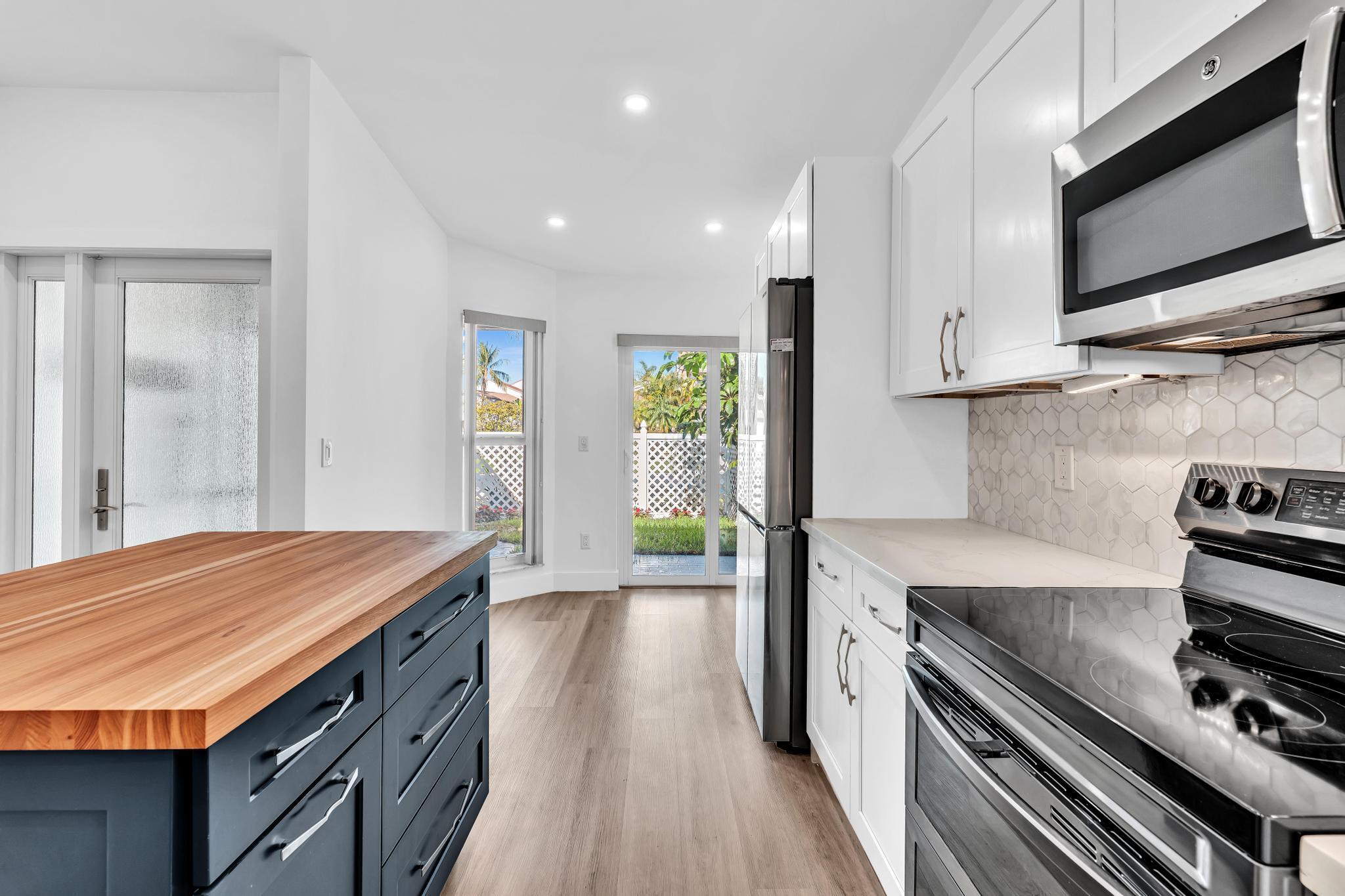 6708 Canary Palm Circle Boca Raton, FL 33433 - Photo 35 of 47 FPP00591