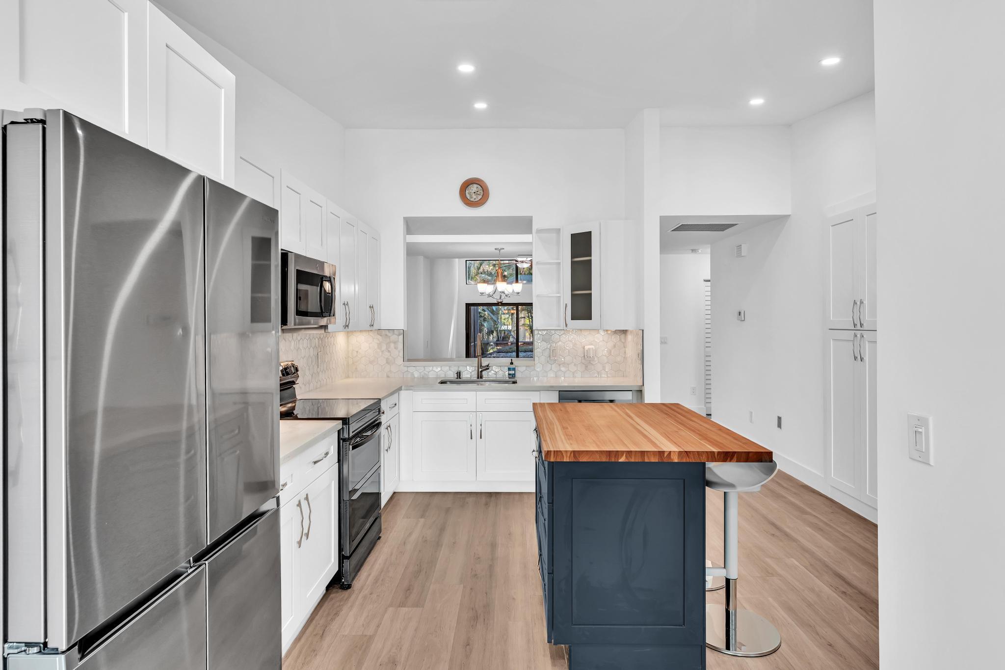 6708 Canary Palm Circle Boca Raton, FL 33433 - Photo 8 of 47 FPP00606