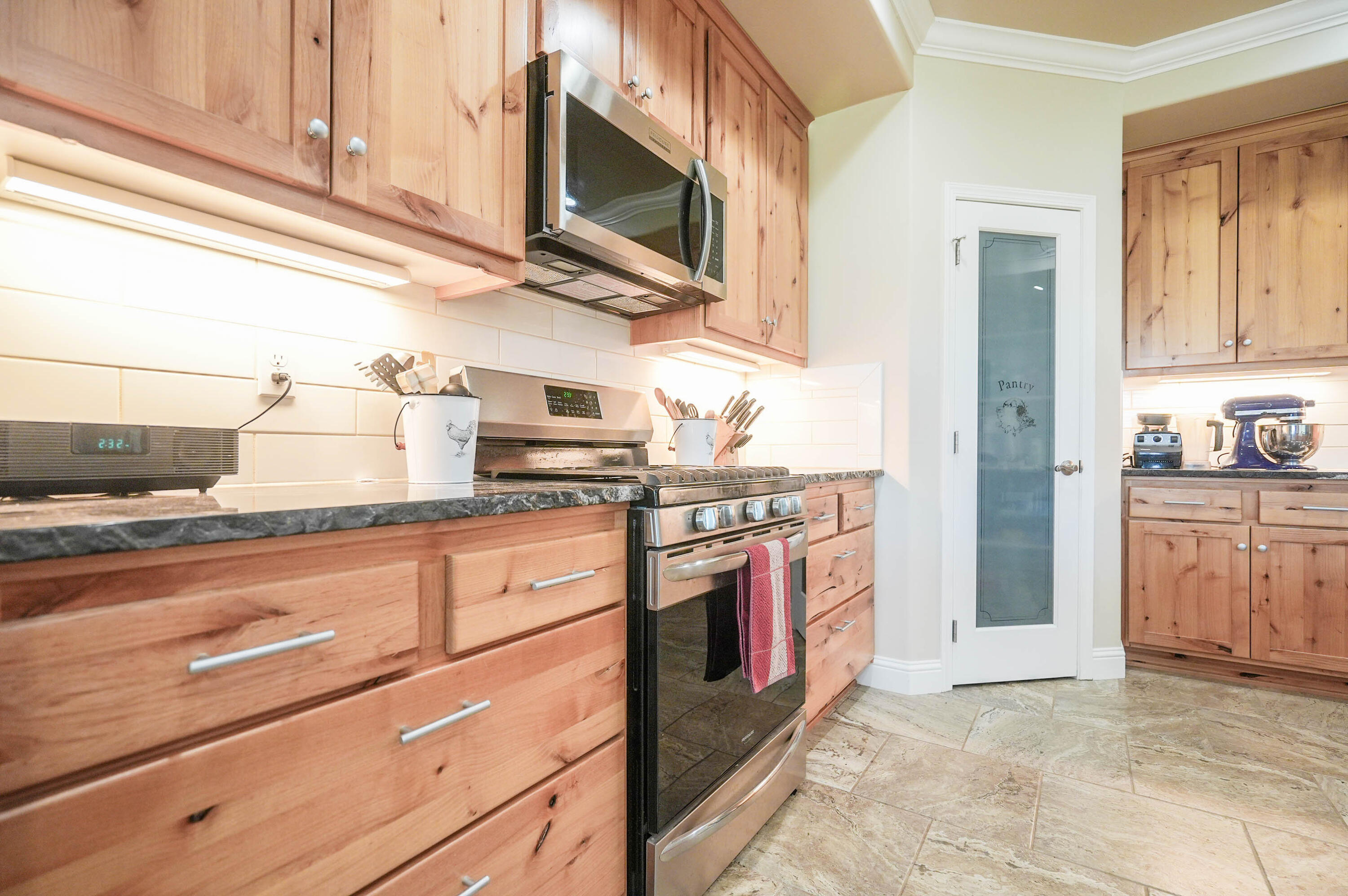 9280 Arant Road Klamath Falls, OR 97603 - Photo 25 of 41 Arant Rd_058
