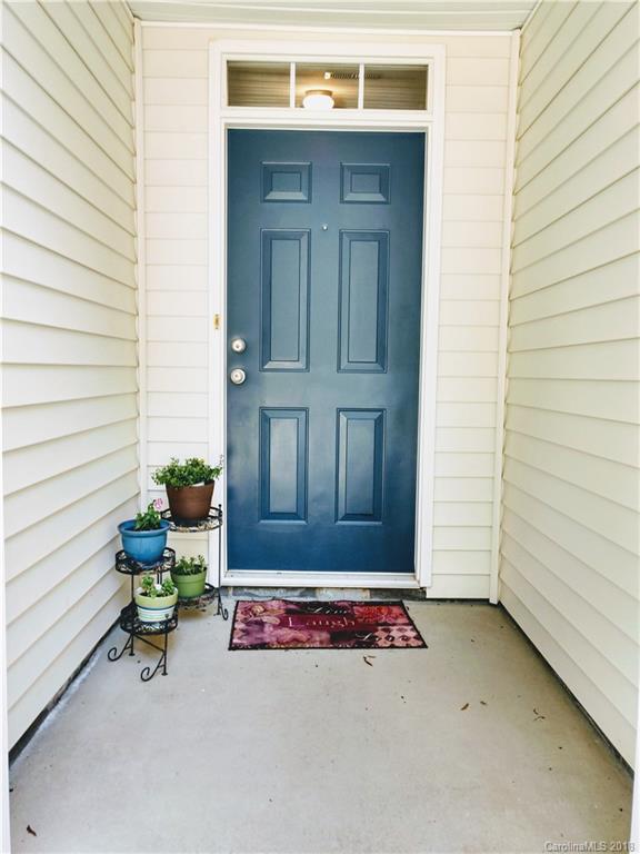 1003 Hipp Road Charlotte, NC 28216 - Photo 3 of 16 Gallery Image 3