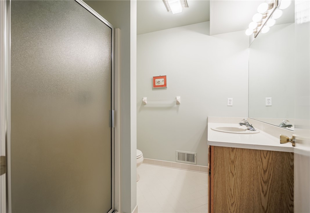 53 Waterview Circle Rochester, NY 14625 - Photo 25 of 41 loft full bath