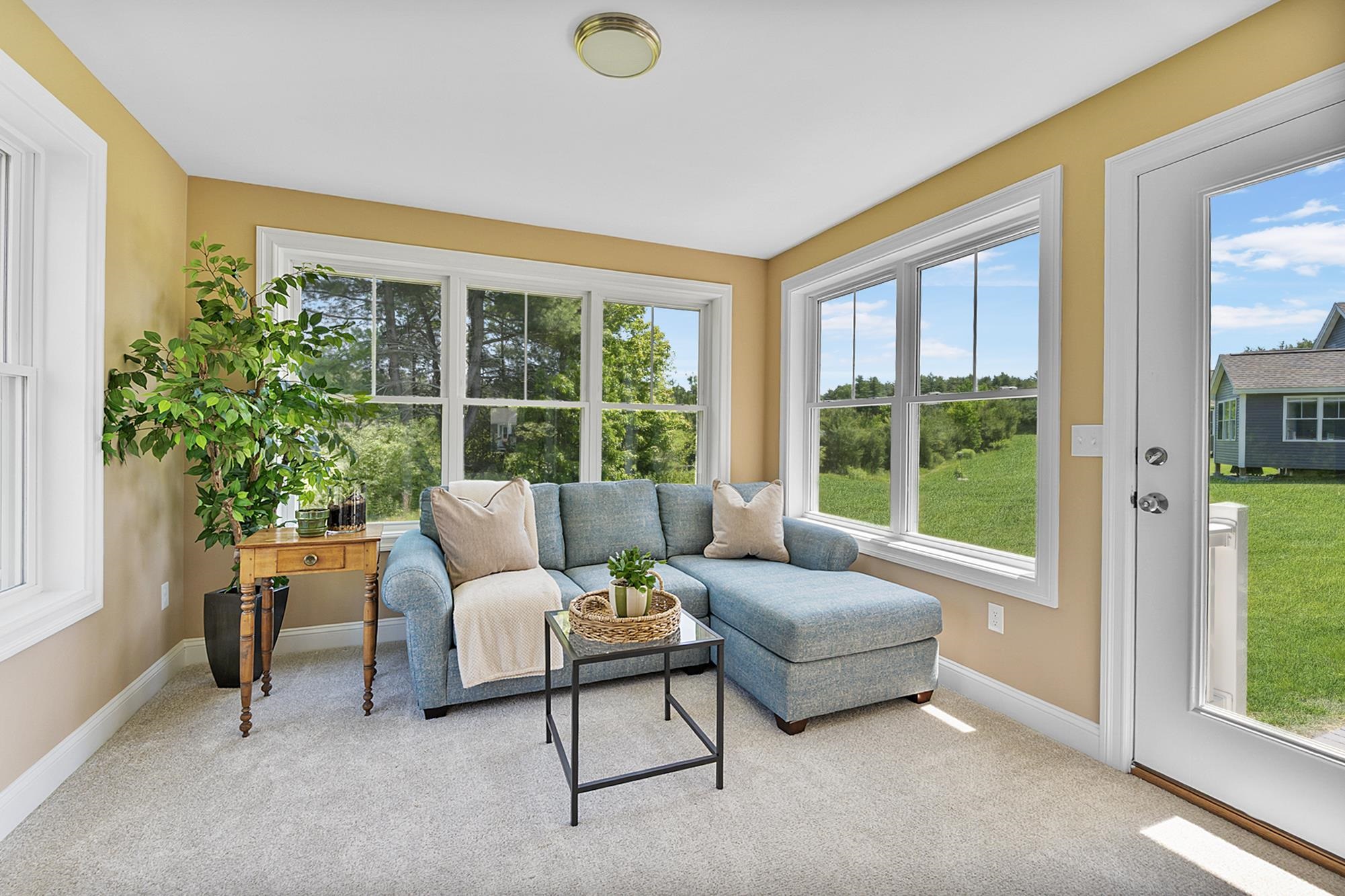 3 Paddock Circle, Unit 14 Nashua, NH 03062 - Photo 16 of 52