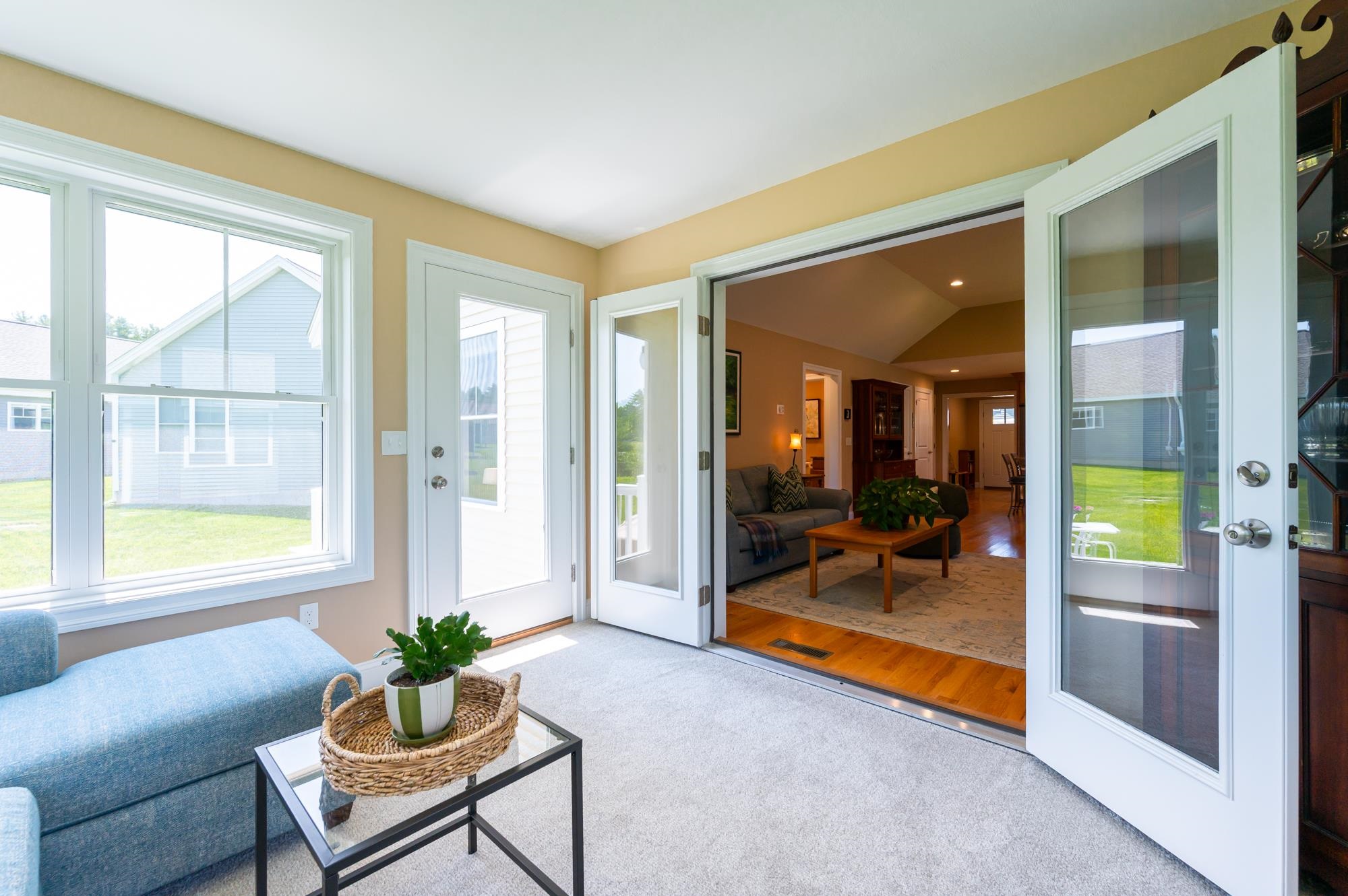 3 Paddock Circle, Unit 14 Nashua, NH 03062 - Photo 17 of 52