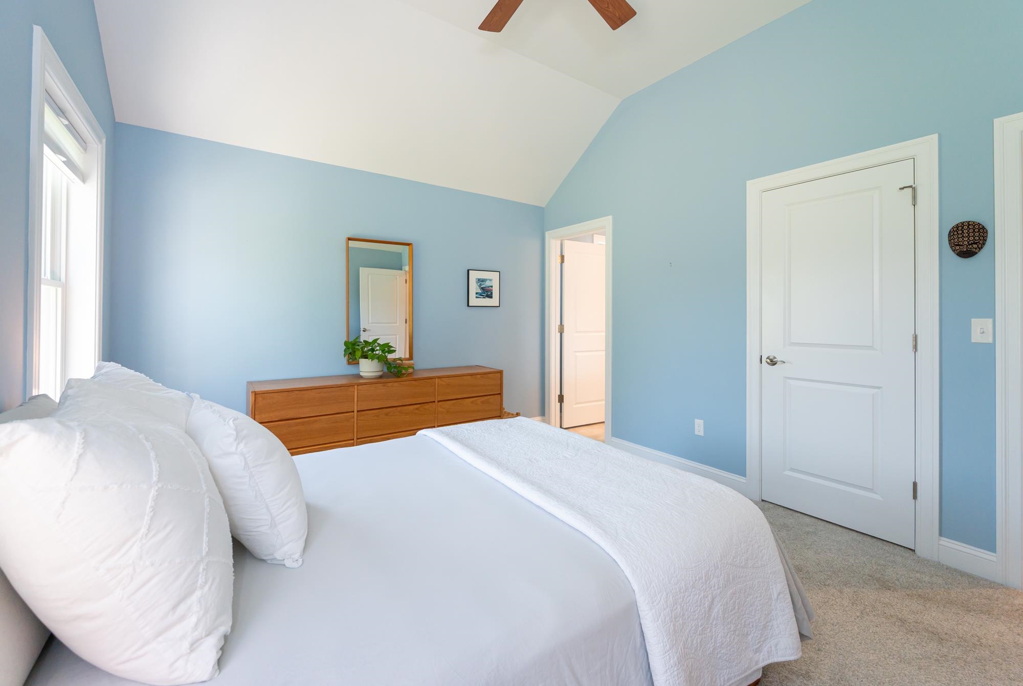 3 Paddock Circle, Unit 14 Nashua, NH 03062 - Photo 21 of 52