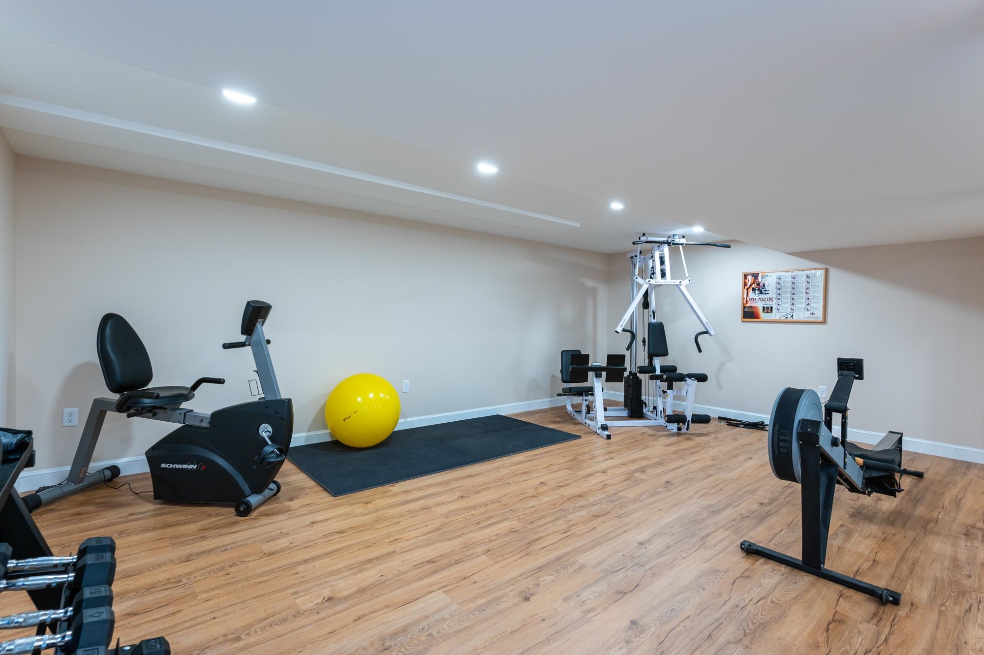 3 Paddock Circle, Unit 14 Nashua, NH 03062 - Photo 30 of 52