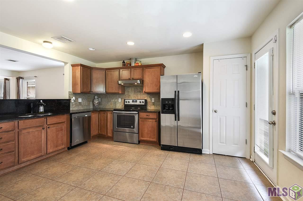 13923 Brookview Avenue Baton Rouge, LA 70815 - Photo 4 of 12