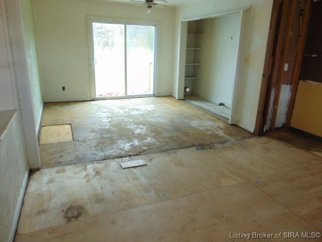 5050 Pumping Station Road Southeast Elizabeth, IN 47117 - Photo 9 of 18 Gallery Image 9