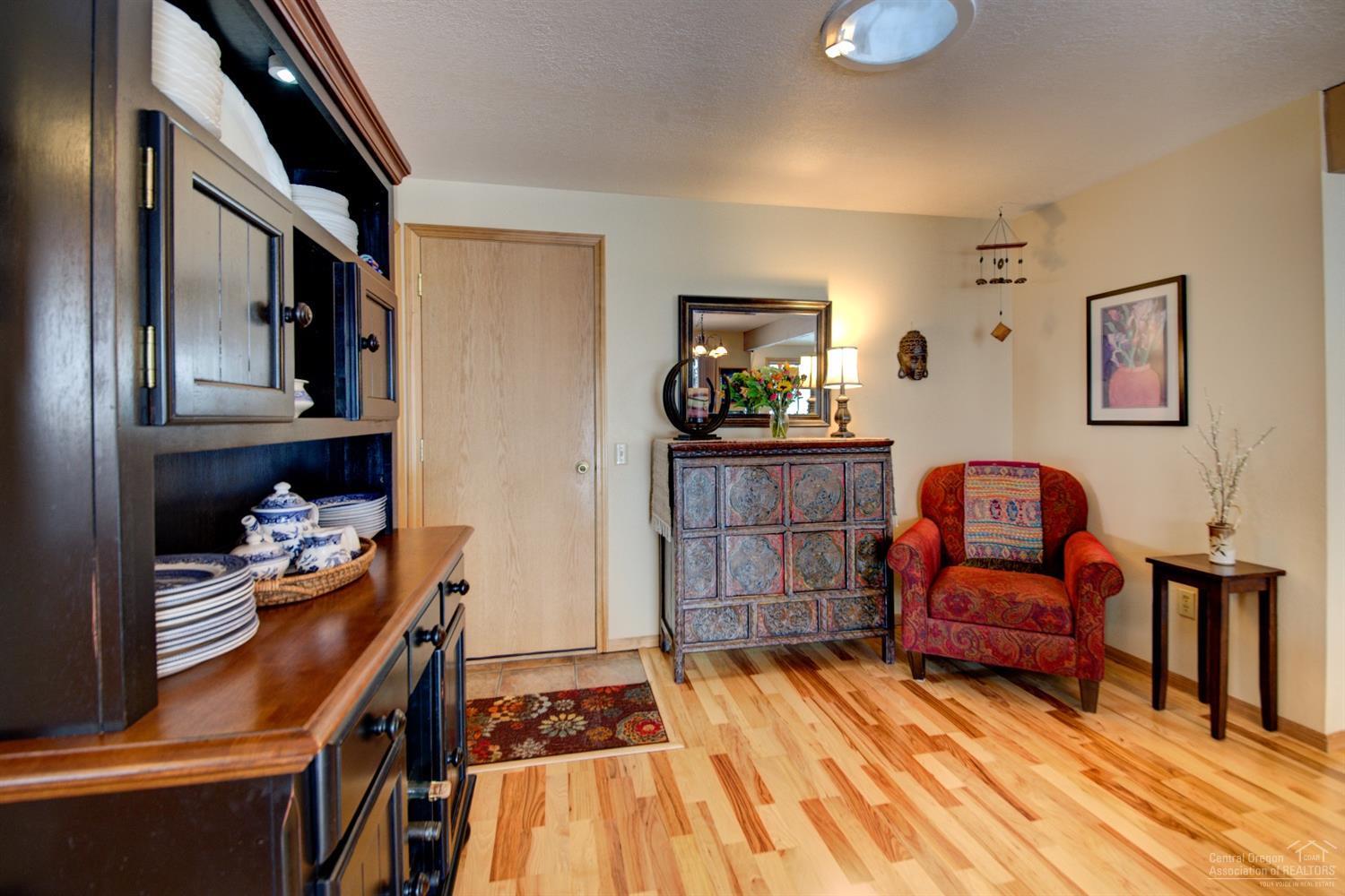 61145 Benham Road Bend, OR 97702 - Photo 7 of 19 Additional Photo
