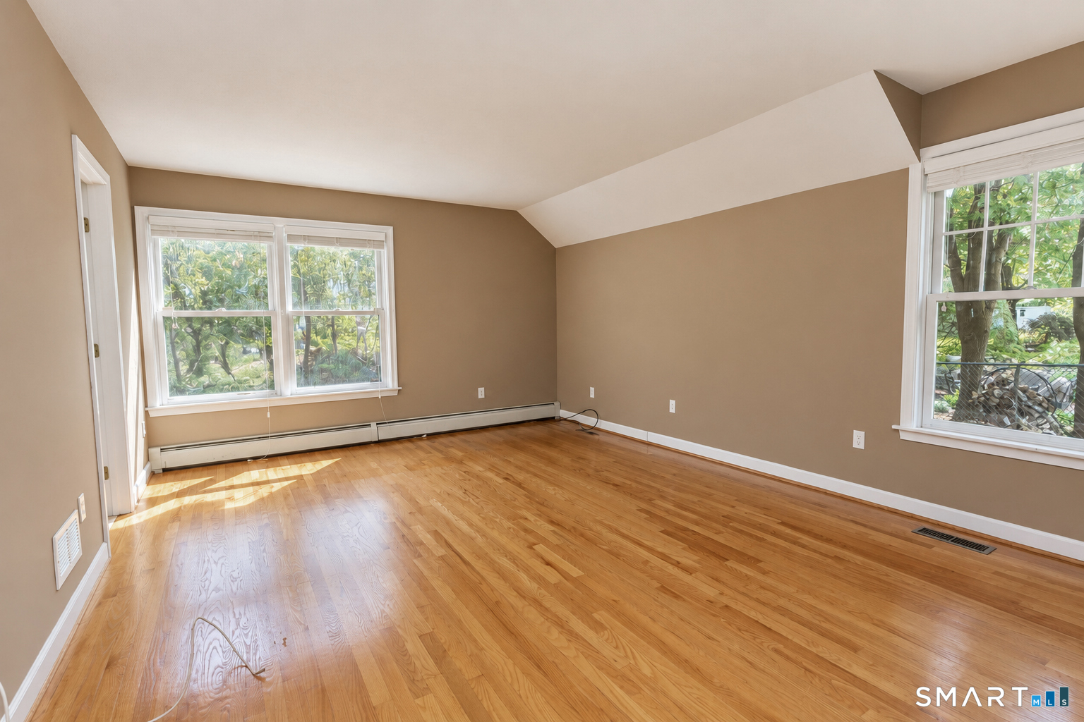 7 Cliffmore Road West Hartford, CT 06107 - Photo 17 of 37 Gallery Image 17