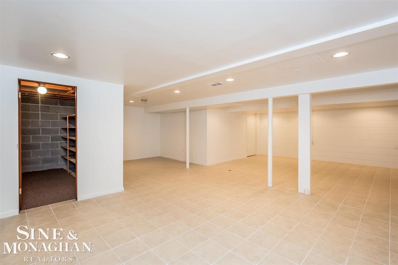 54 Willison Road Grosse Pointe, MI 48236 - Photo 30 of 44 50159061-63C4BE87-FDF2-4CC2-BE53-F647715D522B.JPG
