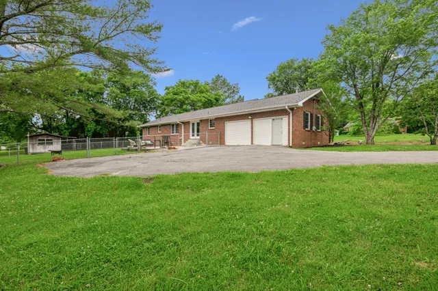 $522,500 | 979 South Main Street, Eagleville, TN 37060