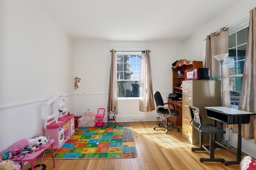 11 Ranelegh Road Boston, MA 02135 - Photo 8 of 42 Gallery Image 8