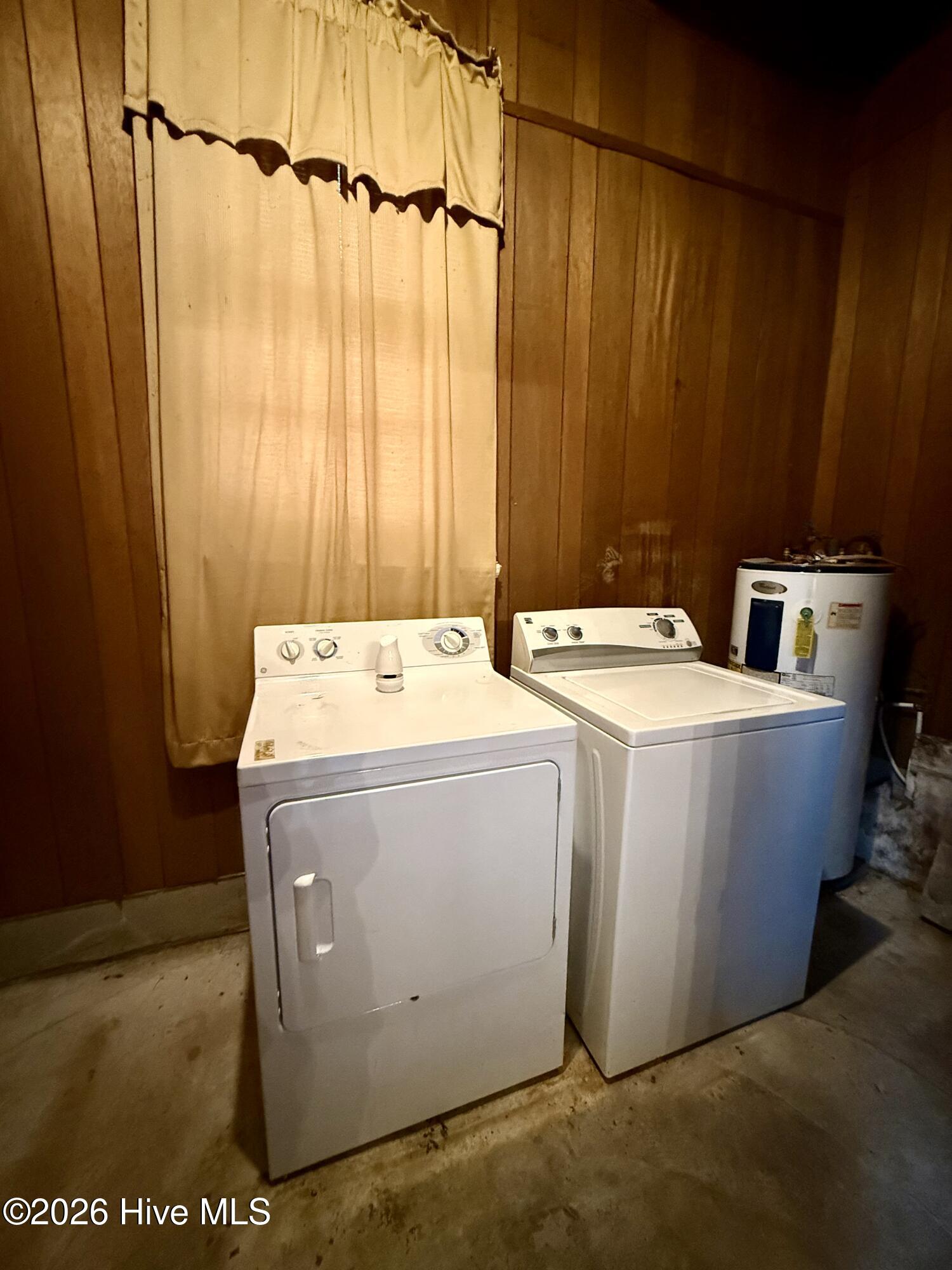 1420 Lum Brown Road Williamston, NC 27892 - Photo 44 of 47 Laundry Room
