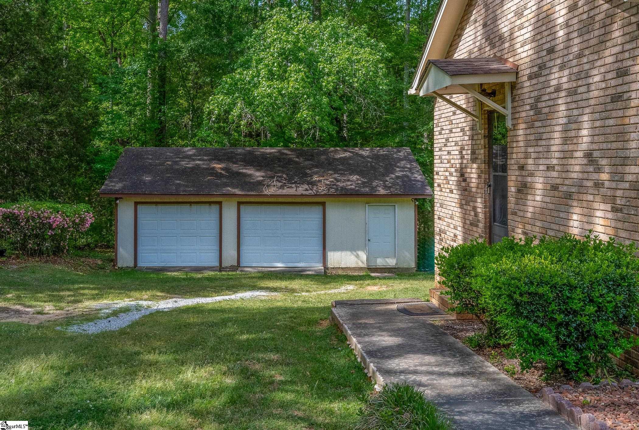 103 Manning Court Greenwood, SC 29649 - Photo 23 of 33