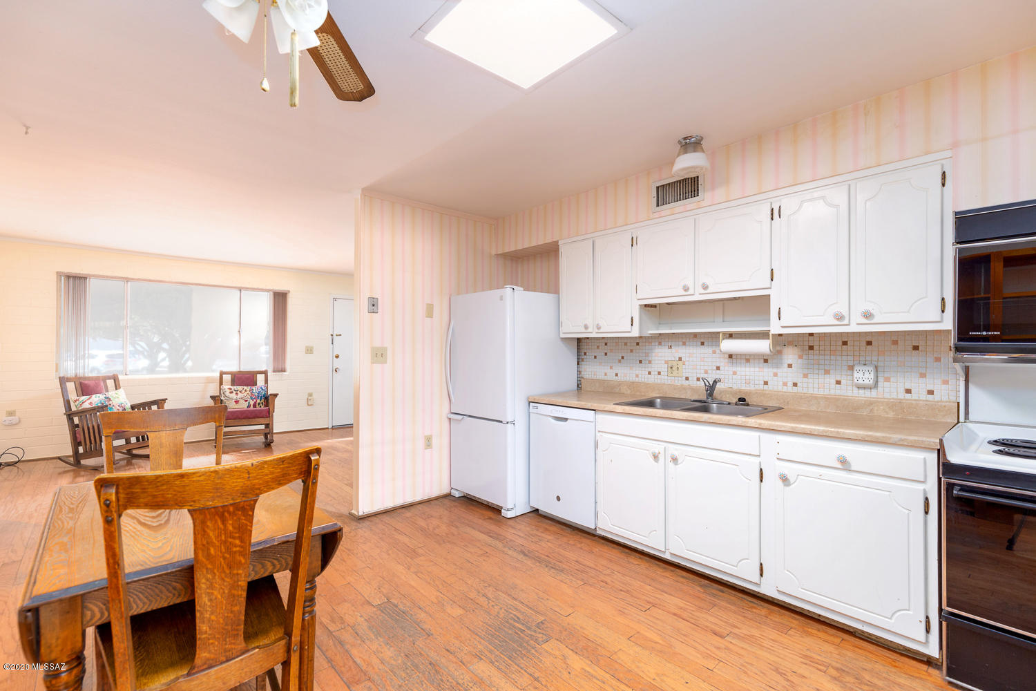 478 North Silverbell Road Tucson, AZ 85745 - Photo 12 of 33 Gallery Image 12