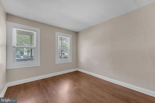 $1,450 | 315 Burlington Avenue, Delanco, NJ 08075