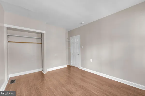 $1,450 | 315 Burlington Avenue, Delanco, NJ 08075
