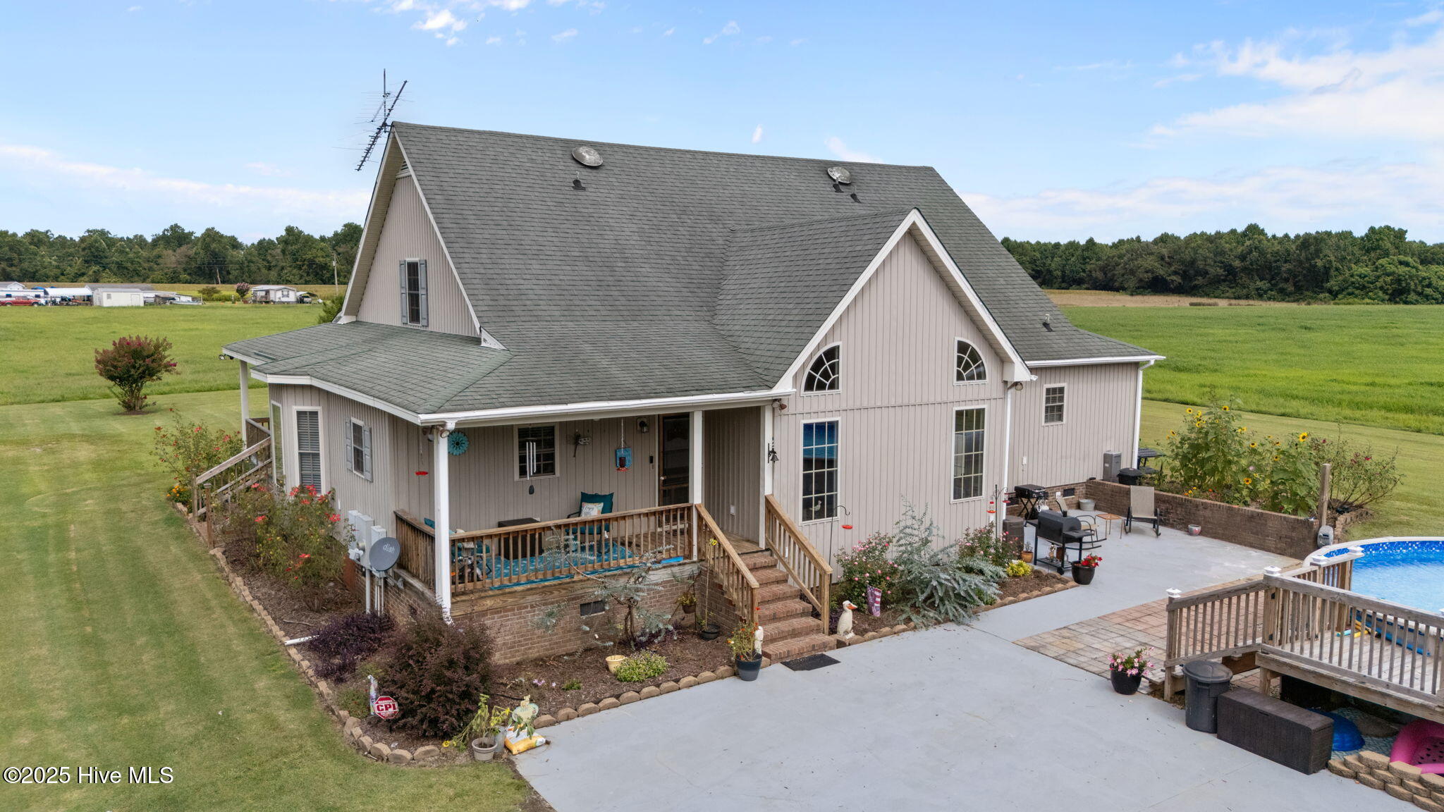 2628 Hartland Road Kinston, NC 28501 - Photo 42 of 59 5-web-or-mls-DJI_20250805110126_0886_D