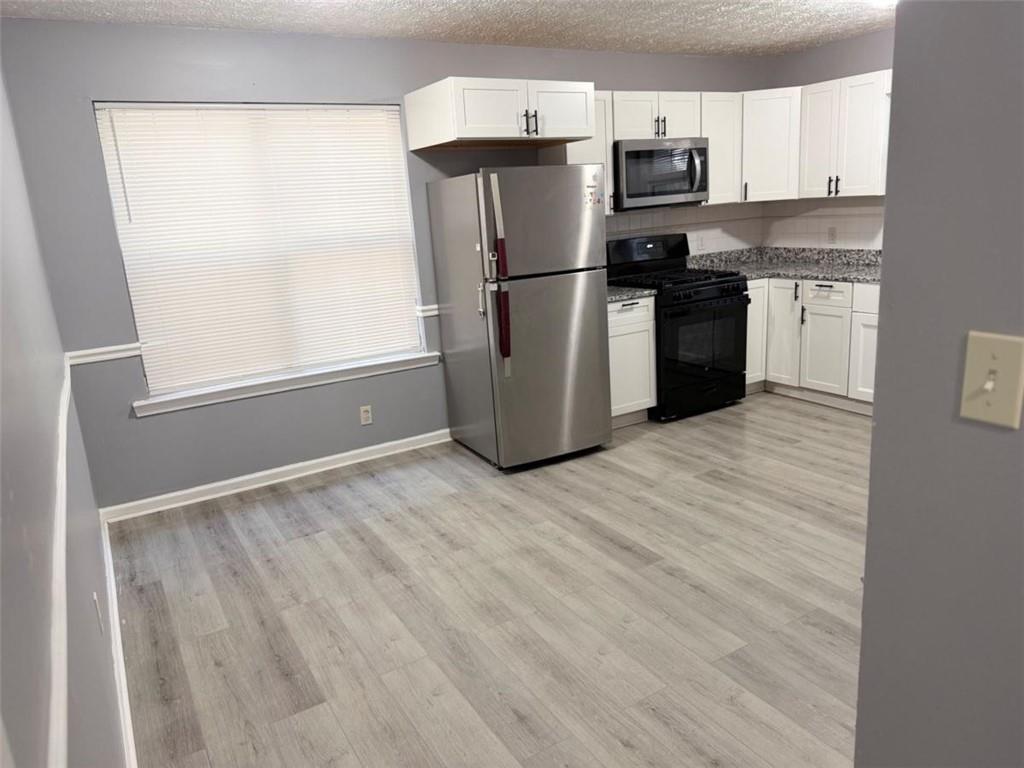 5400 Durham Ridge Court Lilburn, GA 30047 - Photo 18 of 37