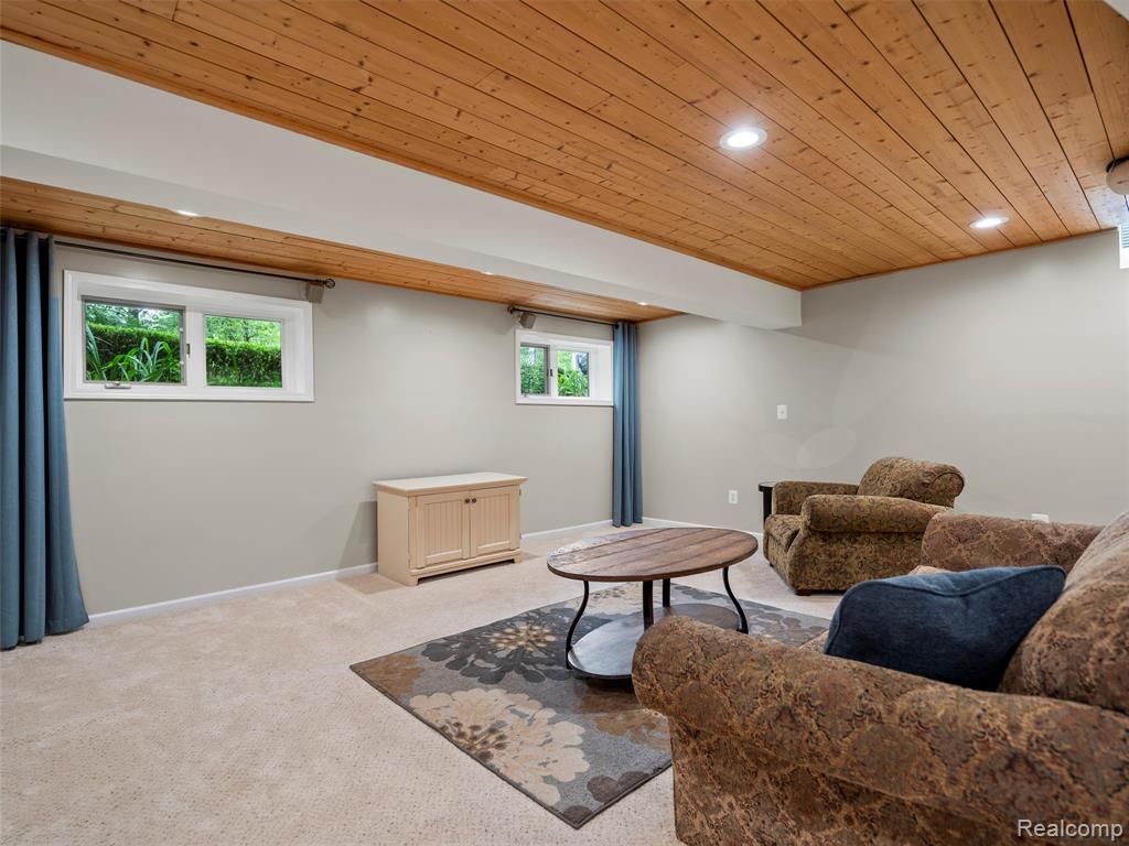 1688 Chase Drive Rochester, MI 48307 - Photo 54 of 78