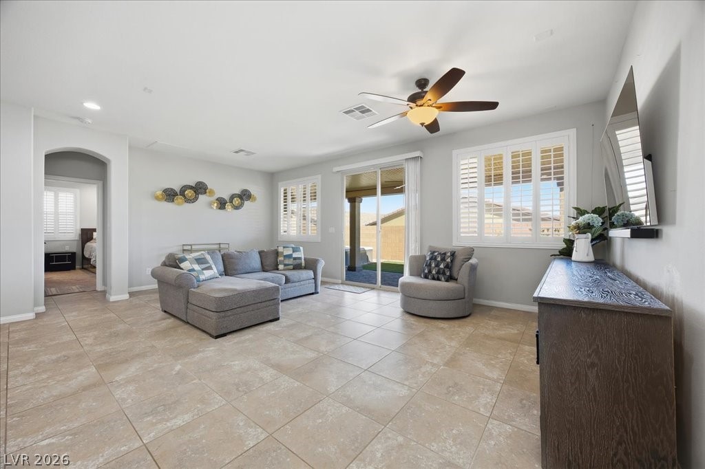 38 Kaku Ridge Way Las Vegas, NV 89183 - Photo 8 of 34