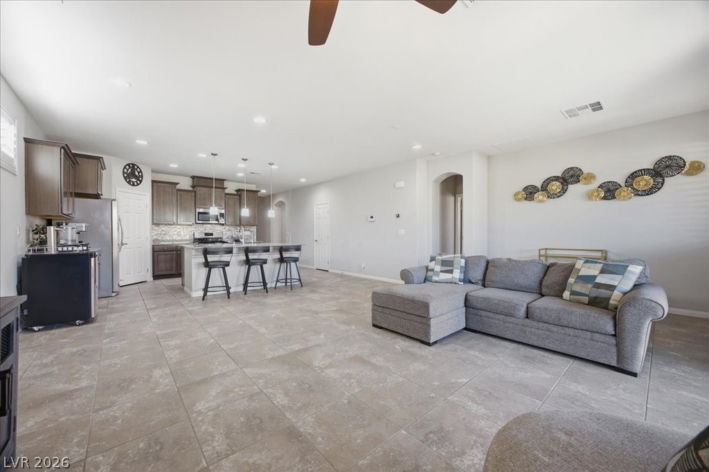 38 Kaku Ridge Way Las Vegas, NV 89183 - Photo 9 of 34