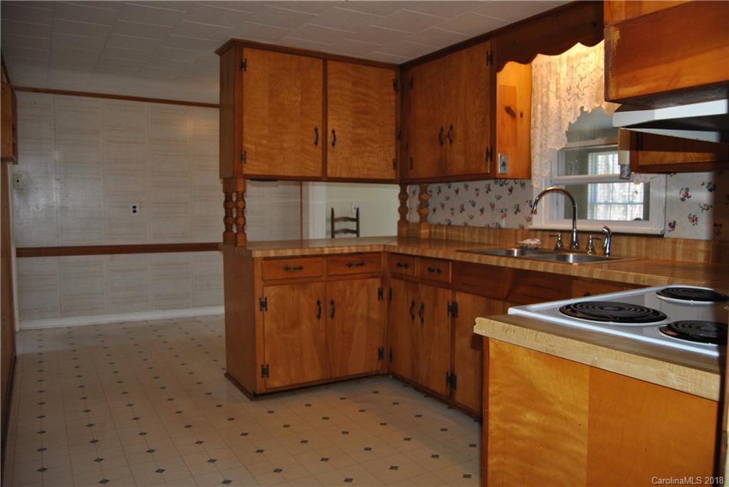 3101 Bush Road Clover, SC 29710 - Photo 10 of 27