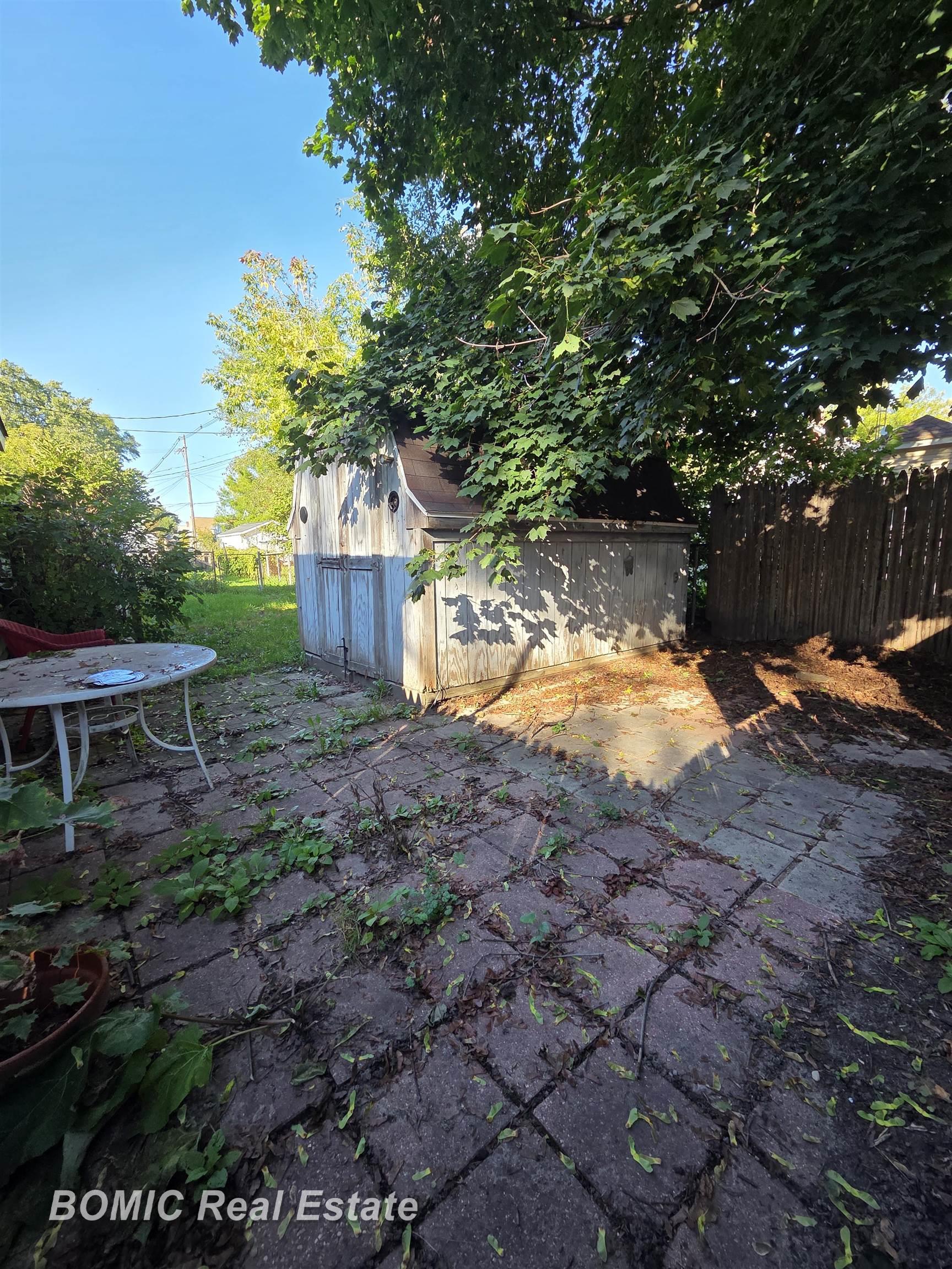 413 Franklin Street Bay City, MI 48708 - Photo 22 of 23