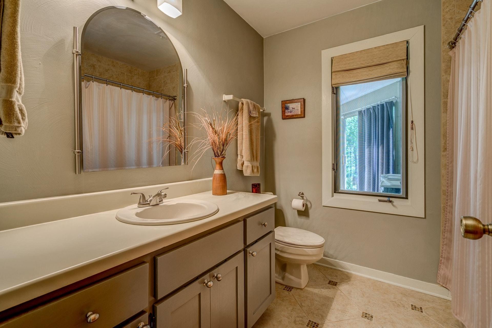 6024 Poage Valley Road Roanoke, VA 24018 - Photo 12 of 43 013-310735-6024 Poage Valley Road 13_766
