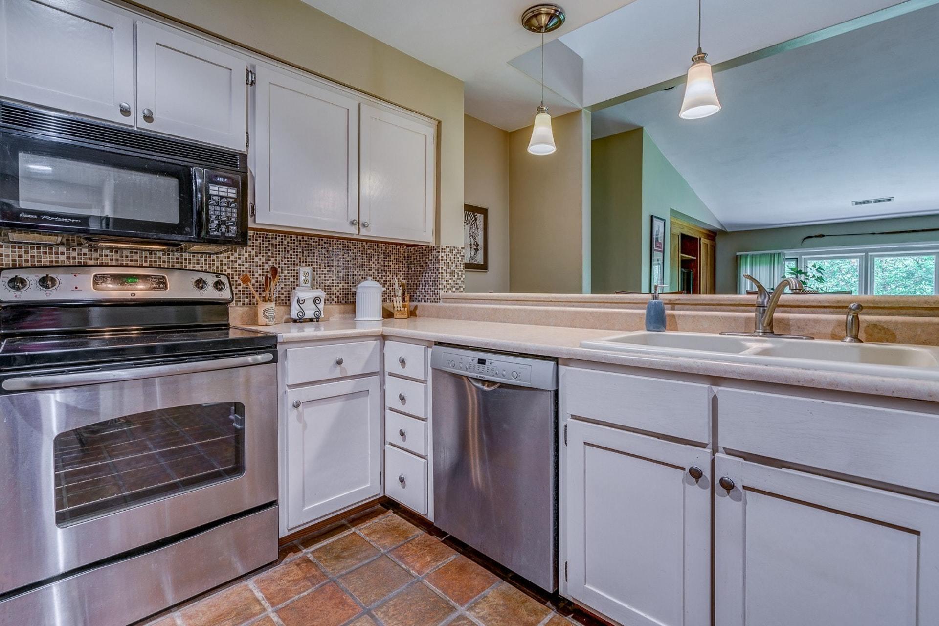 6024 Poage Valley Road Roanoke, VA 24018 - Photo 20 of 43 021-310735-6024 Poage Valley Road 21_766
