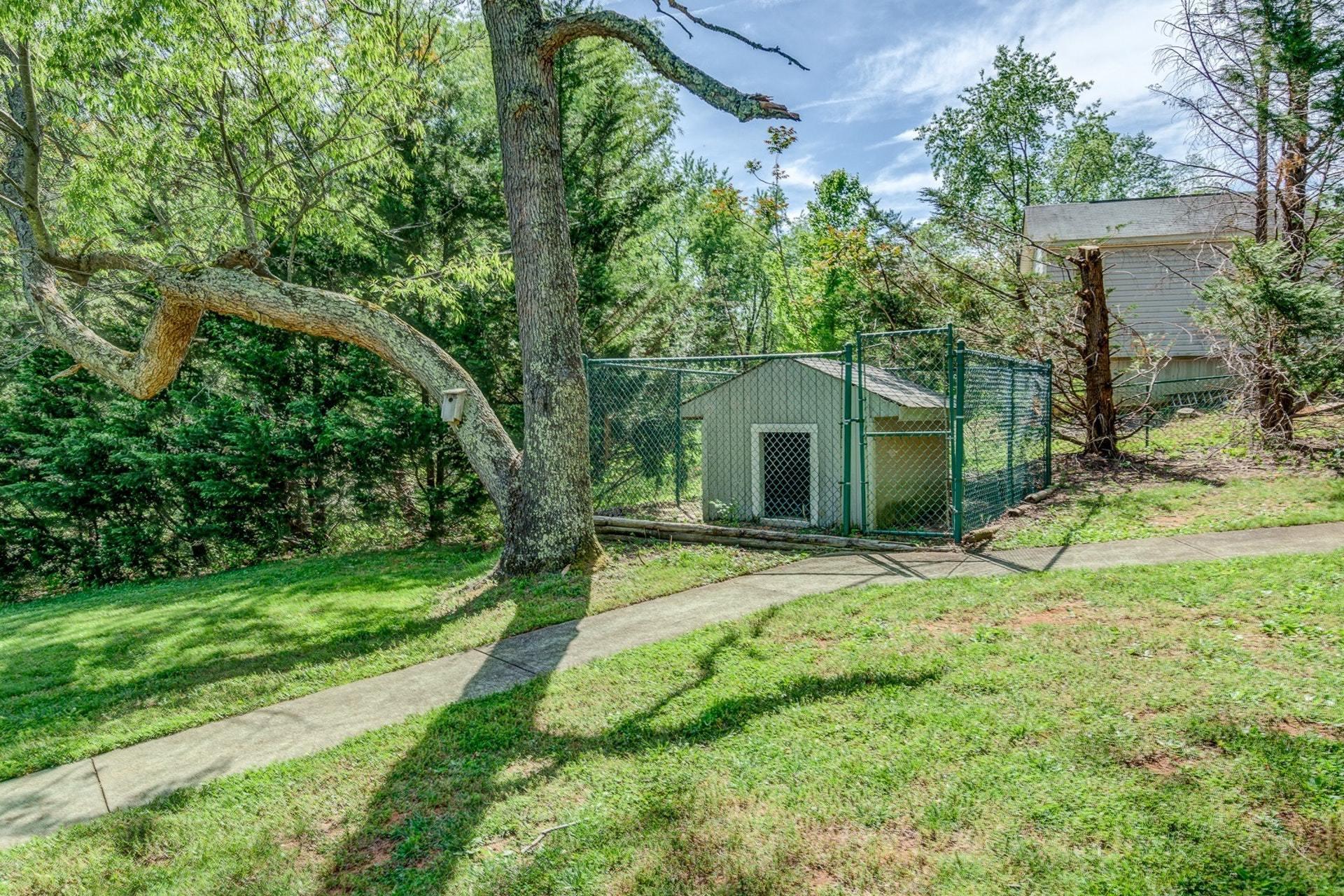 6024 Poage Valley Road Roanoke, VA 24018 - Photo 30 of 43 031-310735-6024 Poage Valley Road 31_766