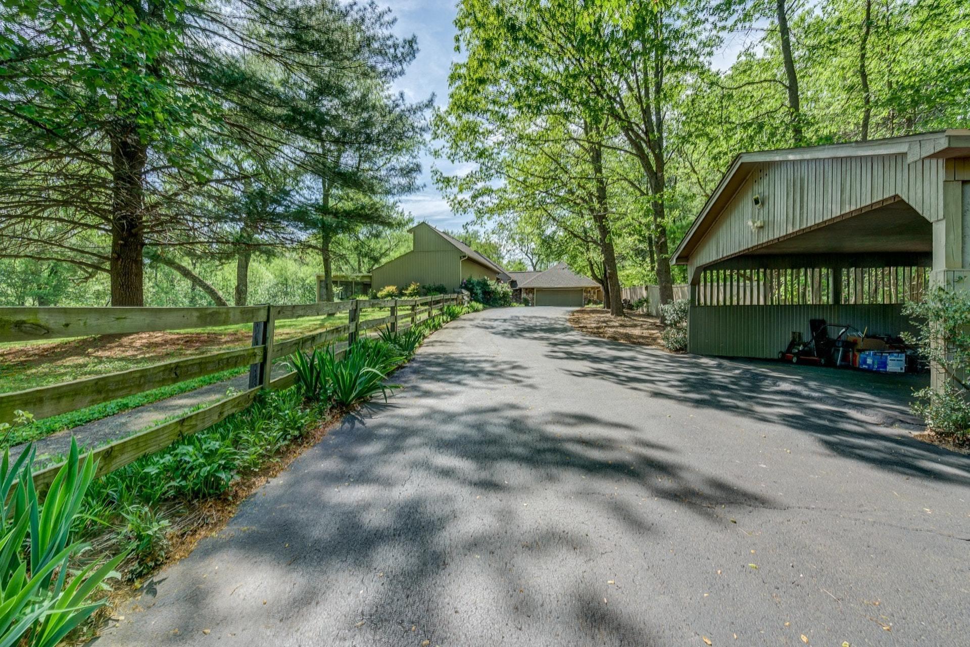 6024 Poage Valley Road Roanoke, VA 24018 - Photo 42 of 43 043-310735-6024 Poage Valley Road 43_766