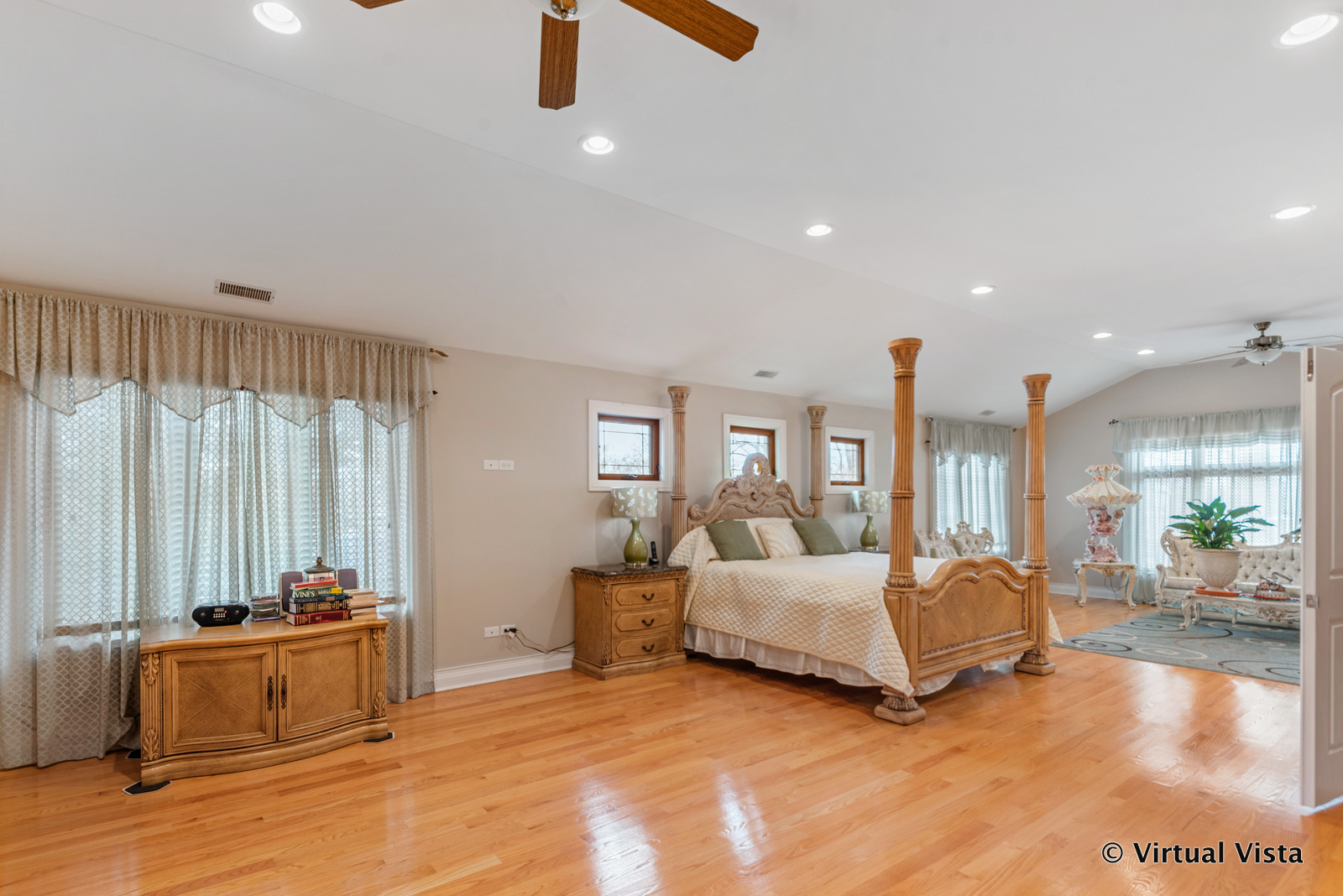 2309 High Ridge Parkway Hillside, IL 60162 - Photo 3 of 33 Gallery Image 3