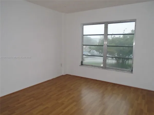 $1,675 | 4174 Inverrary Drive, Unit 303, Lauderhill, FL 33319