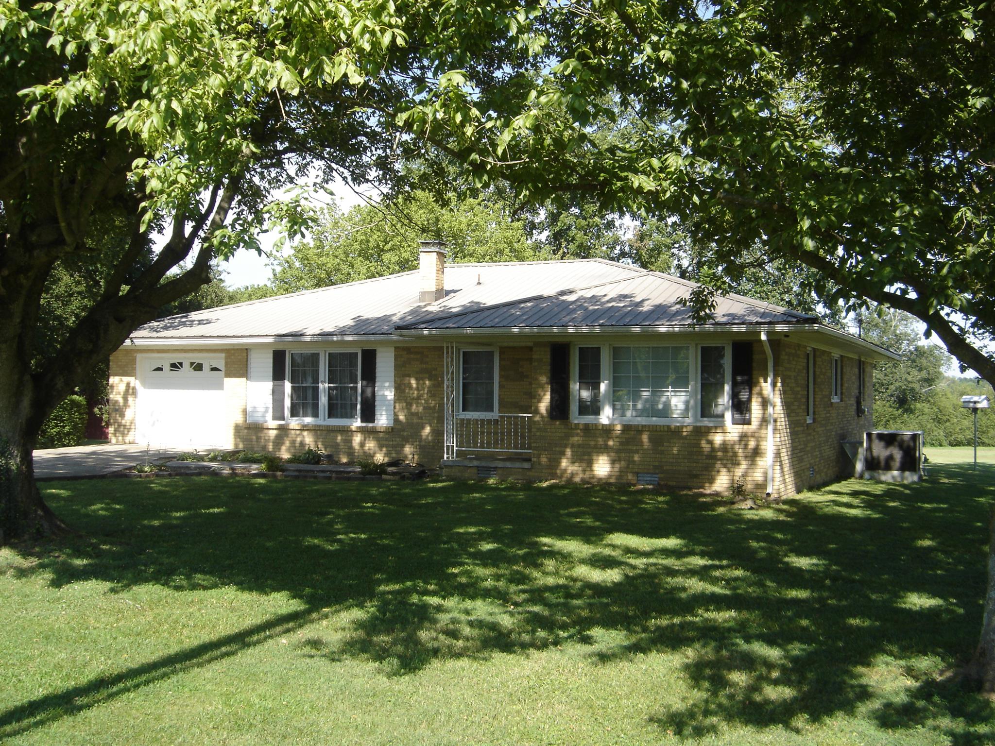 102 Aldridge Road Leoma, TN 38468 - Photo 2 of 30 Gallery Image 2