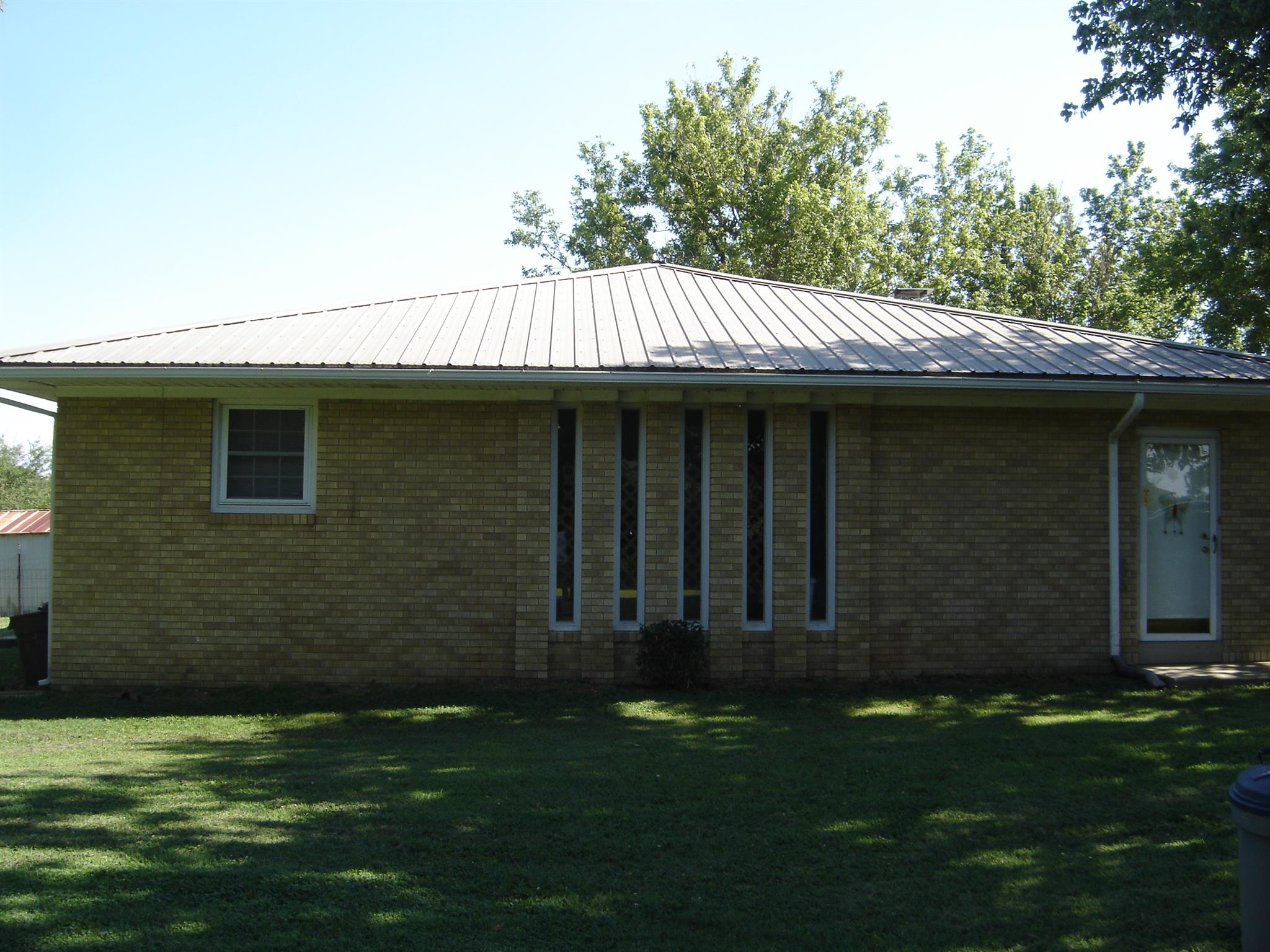 102 Aldridge Road Leoma, TN 38468 - Photo 6 of 30 Gallery Image 6