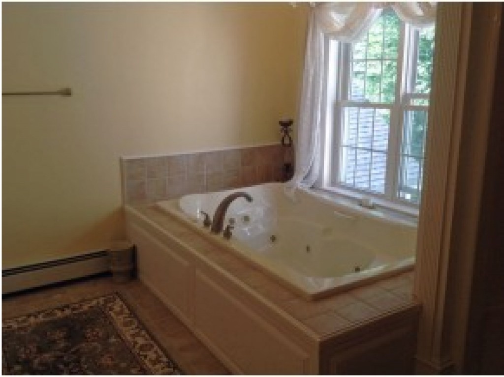 4 Sawtelle Road Brookline, NH 03033 - Photo 14 of 19