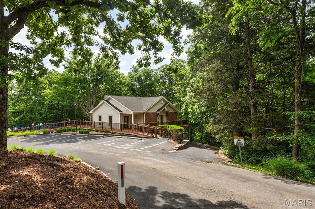 605 Pine Ridge Trails Court, Unit B Ballwin, MO 63021 - Photo 43 of 49