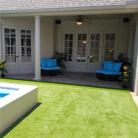 a view of an house with swimming pool