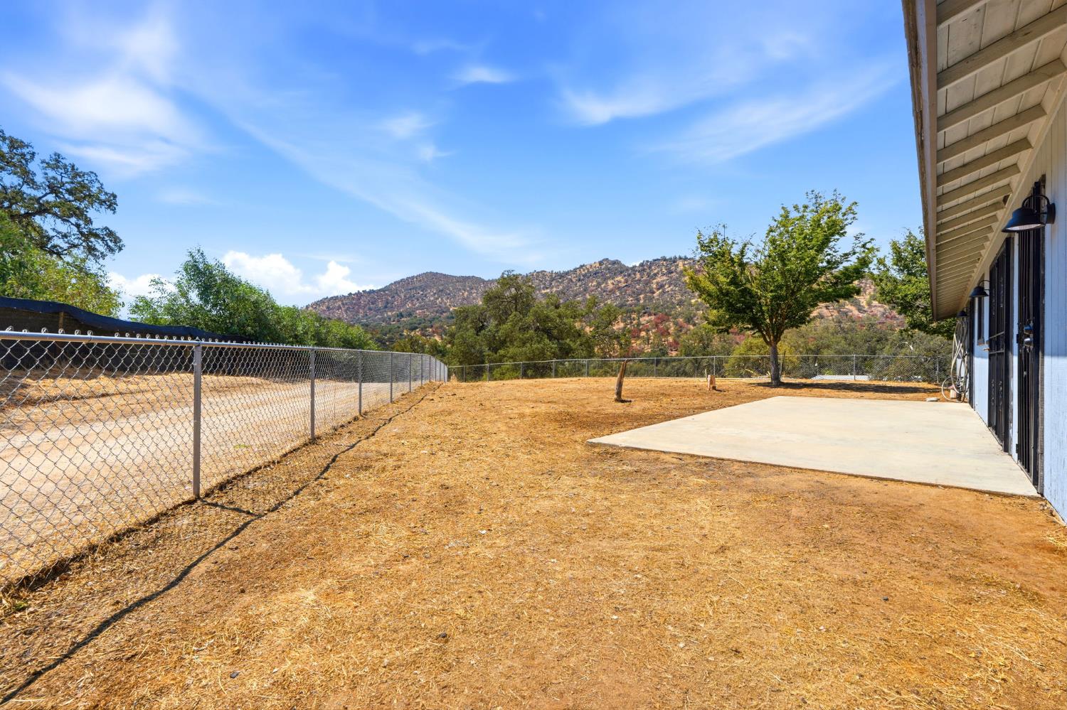 37307 Mistletoe Road Yokuts Valley, CA 93675 - Photo 40 of 47 Gallery Image 40