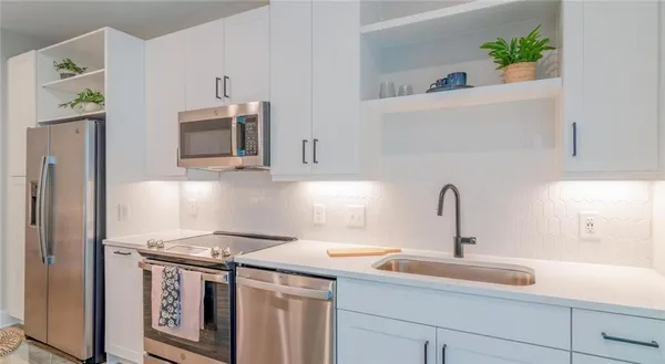 $2,223 | 105 Rogers Street Northeast, Unit B1B, Atlanta, GA 30317