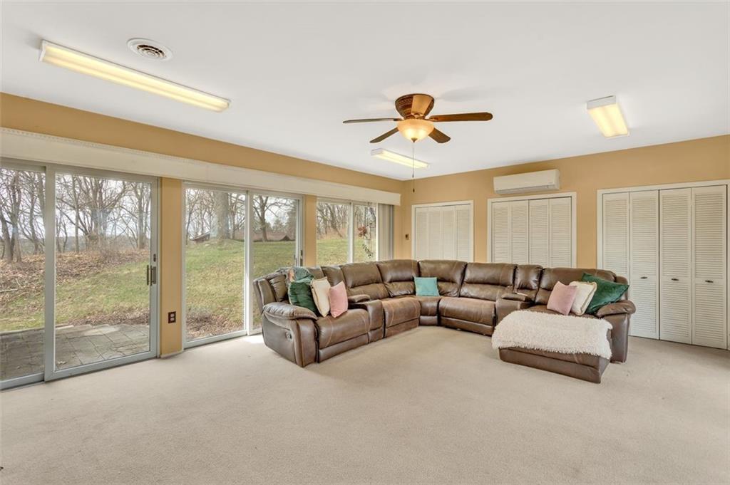 306 Field Club Ridge Road Pittsburgh, PA 15238 - Photo 15 of 28 Gallery Image 15