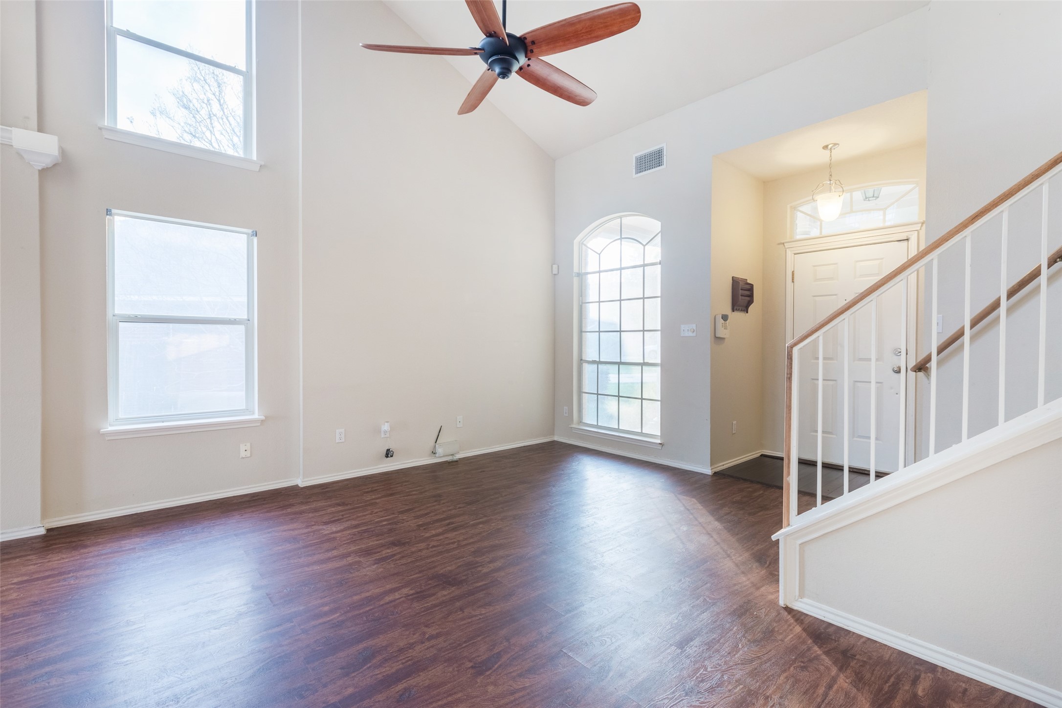 7700 Portland Trail Austin, TX 78729 - Photo 10 of 36