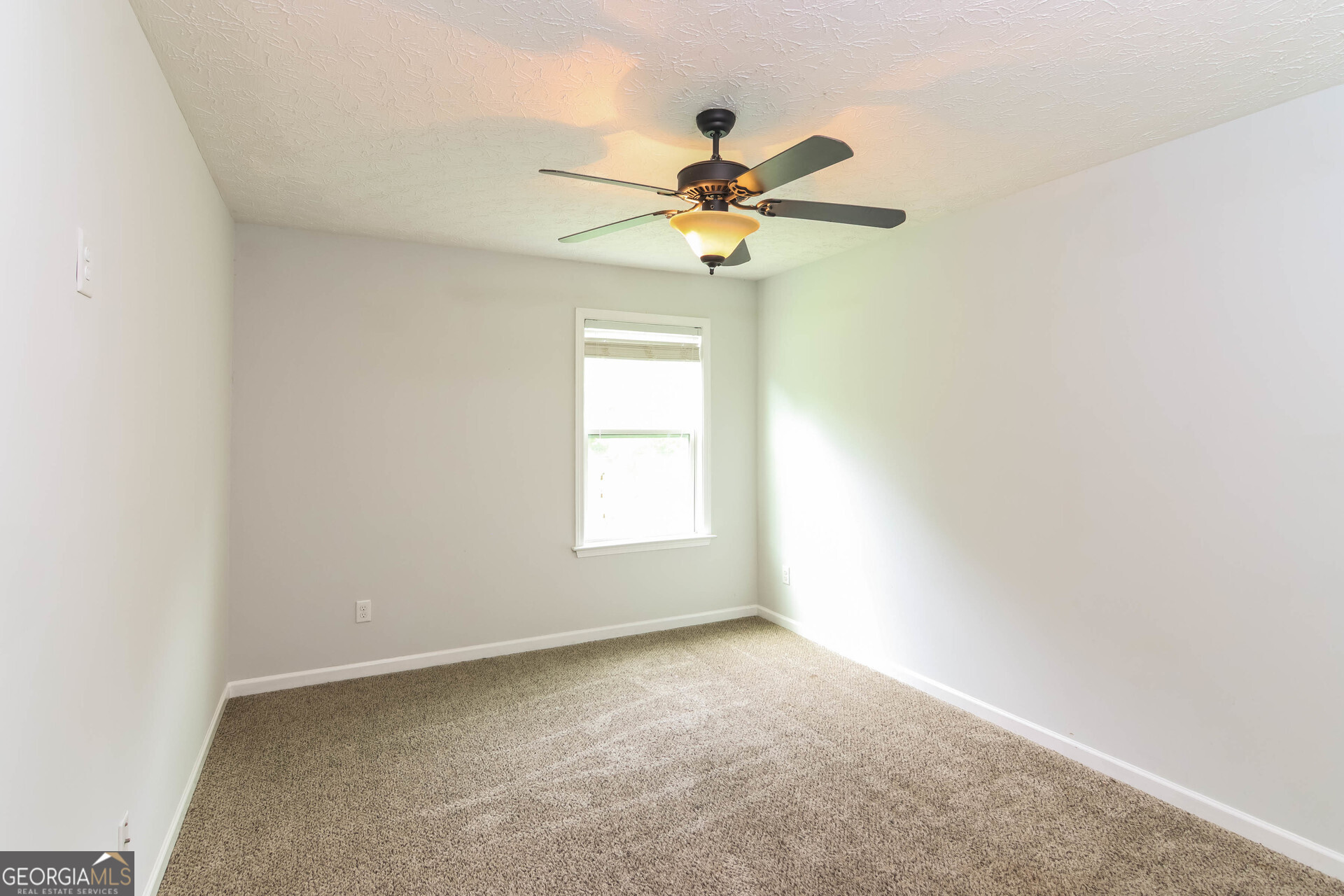 20 Forest Ridge Lane Phenix City, AL 36869 - Photo 4 of 21 Virtually Staged