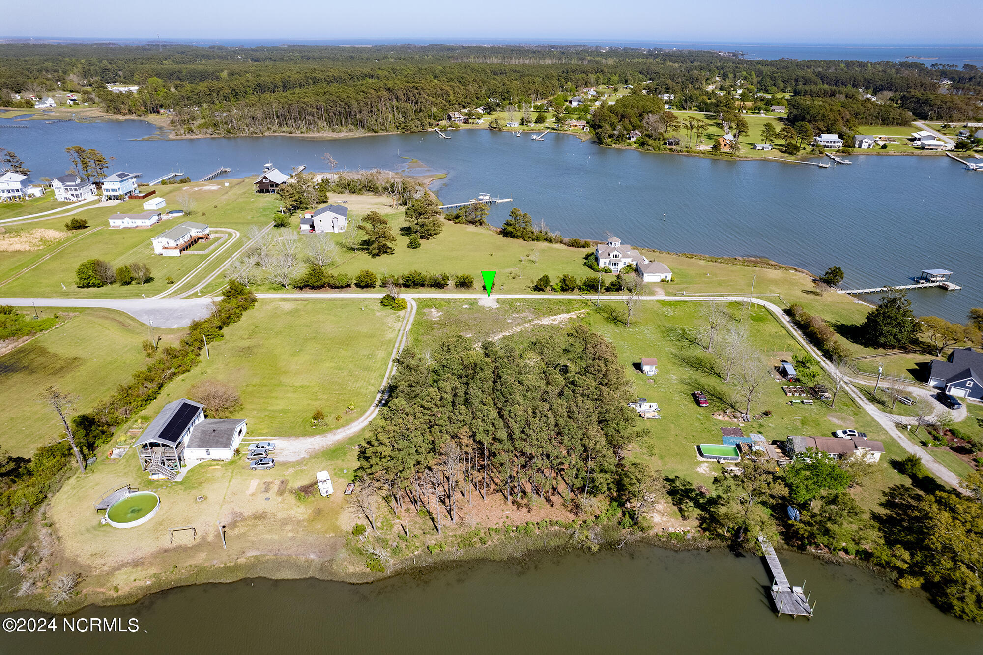 256 Landing Road Beaufort, NC 28516 - Photo 2 of 14 DJI_0806